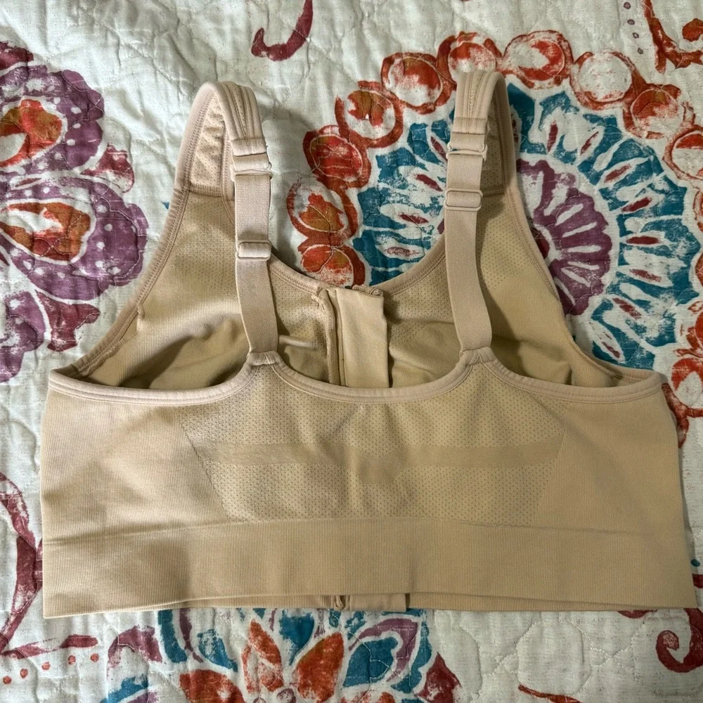 EUC Prairie Wear Hugger Vida Bra - Picture 7 of 9